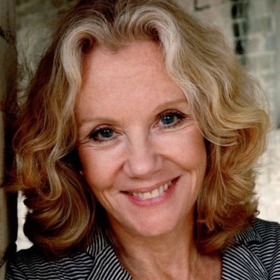 How tall is Hayley Mills?
